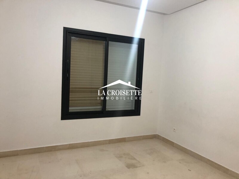 Duplex S+4 avec jardin à La Soukra